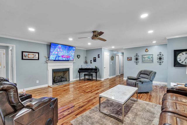 1010 Seven Springs Road, Spartanburg, SC 29307
