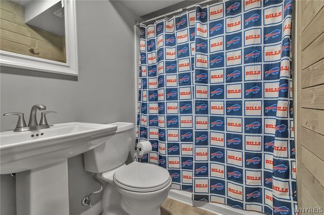 61 Allie Lane, Hamburg, NY 14075