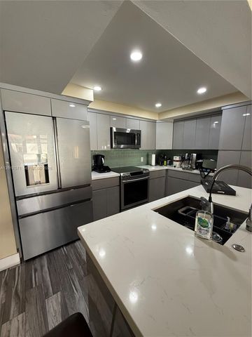 13380 SW 91st Terrace E E, Miami, FL 33186