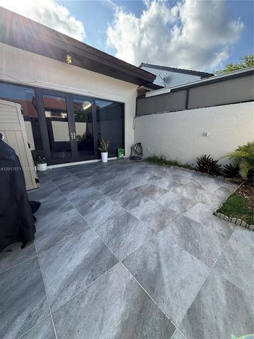 13380 SW 91st Terrace E E, Miami, FL 33186