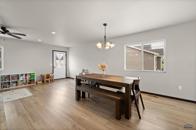 4461 MISTY WOODS LN, Rapid City, SD 57701