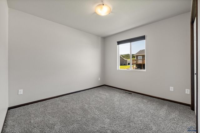 4461 MISTY WOODS LN, Rapid City, SD 57701