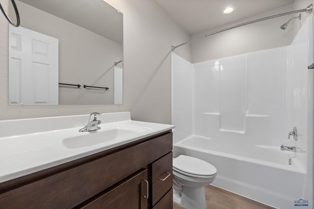 4461 MISTY WOODS LN, Rapid City, SD 57701