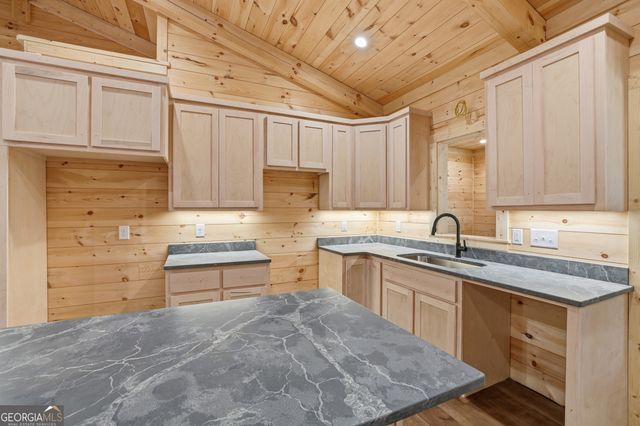 74 Blanche Place Road, Clayton, GA 30525