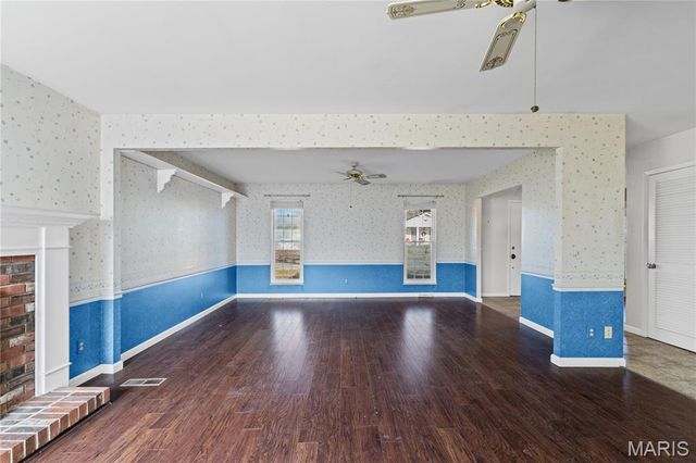 2756 Irondale Drive, Oakville, MO 63129