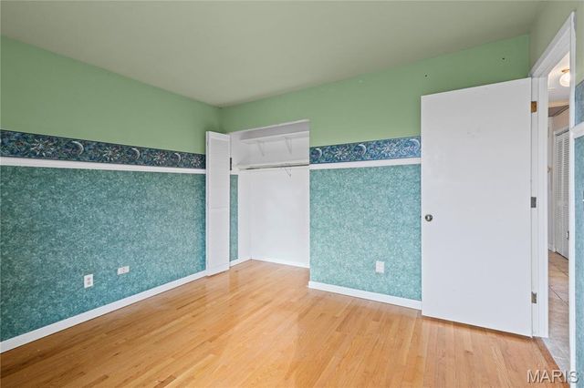 2756 Irondale Drive, Oakville, MO 63129