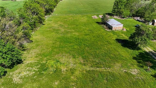 37725 Harmony Road, Paola, KS 66071