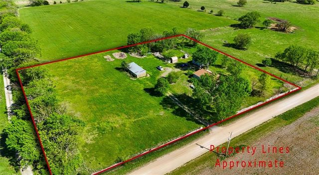 37725 Harmony Road, Paola, KS 66071