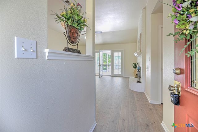 4 Aft Lane, Belton, TX 76513