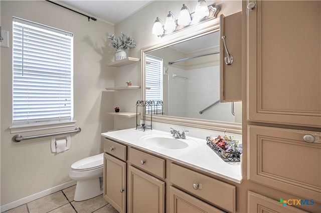 4 Aft Lane, Belton, TX 76513