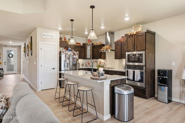 3601 BOB SNEAD Drive, El Paso, TX 79938