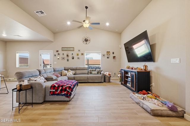 3601 BOB SNEAD Drive, El Paso, TX 79938