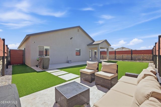 3601 BOB SNEAD Drive, El Paso, TX 79938