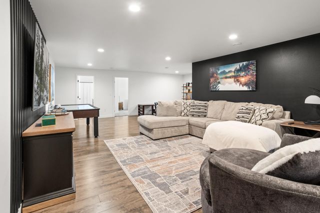 3609 Crimson Loop S, Fargo, ND 58104