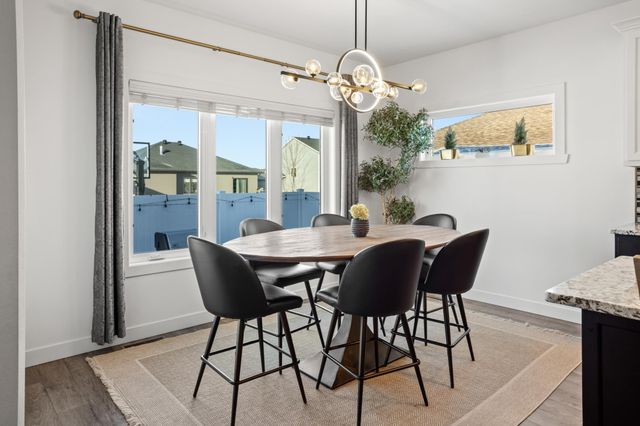 3609 Crimson Loop S, Fargo, ND 58104