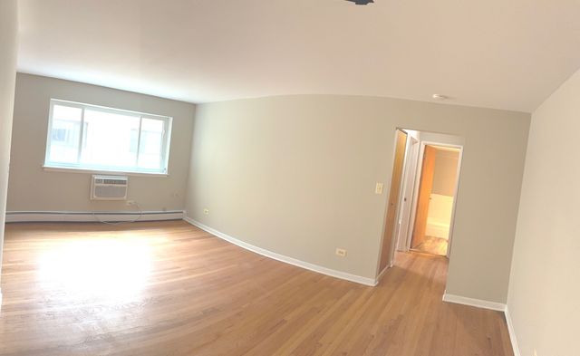 5420 N Kenmore Avenue 401, Chicago, IL 60640