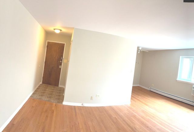 5420 N Kenmore Avenue 401, Chicago, IL 60640