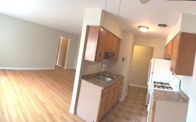 5420 N Kenmore Avenue 401, Chicago, IL 60640