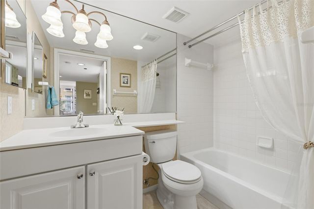 3750 PINEBROOK CIRCLE 308, Bradenton, FL 34209