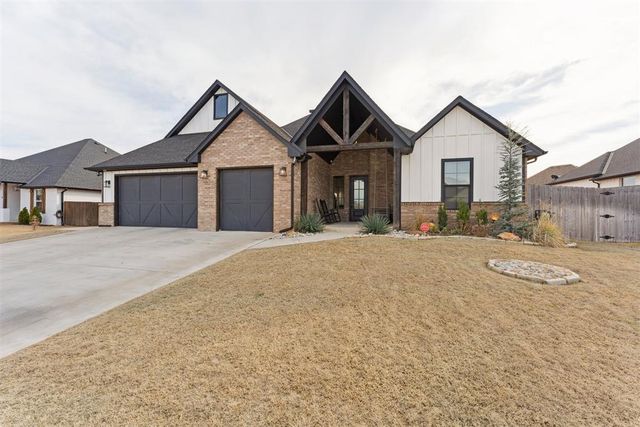 1148 Colonial Avenue, Tuttle, OK 73089