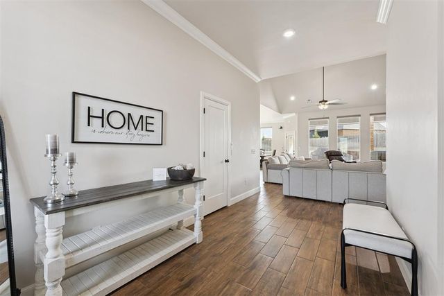 1148 Colonial Avenue, Tuttle, OK 73089