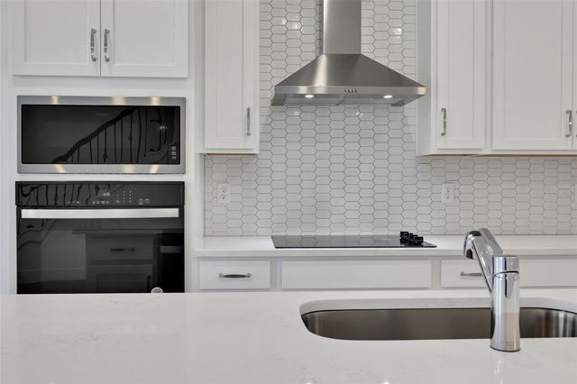 2904 VOYAGER AVENUE, St Cloud, FL 34771