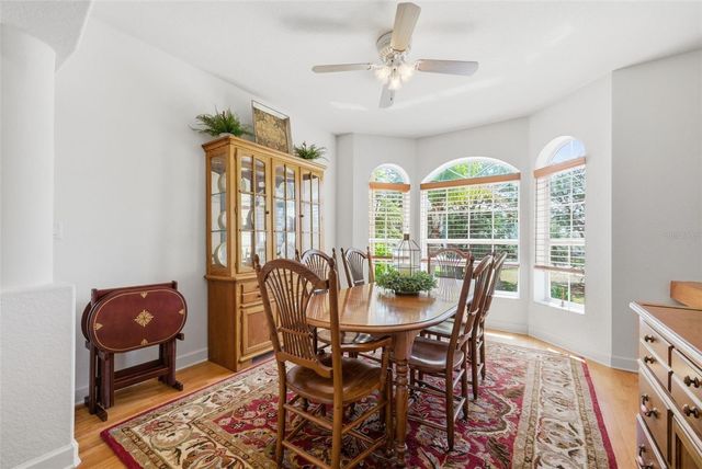 2017 HARBOUR WATCH CIRCLE, Tarpon Springs, FL 34689