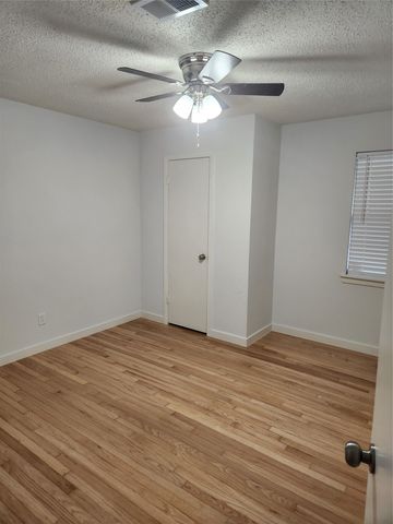1838 Oak Hill Circle, Dallas, TX 75217