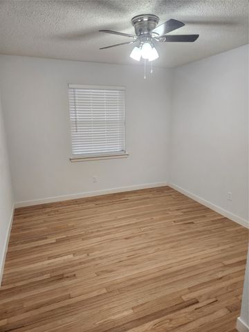 1838 Oak Hill Circle, Dallas, TX 75217
