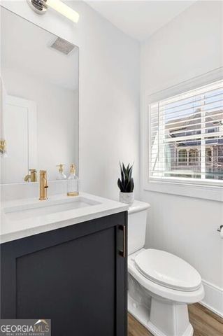 1338 Booth Avenue NW, Atlanta, GA 30318