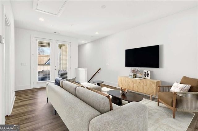 1338 Booth Avenue NW, Atlanta, GA 30318