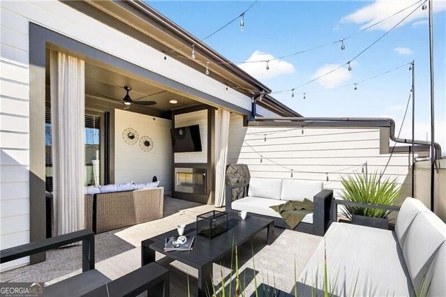 1338 Booth Avenue NW, Atlanta, GA 30318