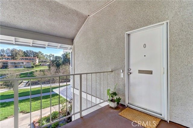 580 Avenida Majorca O, Laguna Woods, CA 92637