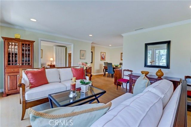 580 Avenida Majorca O, Laguna Woods, CA 92637