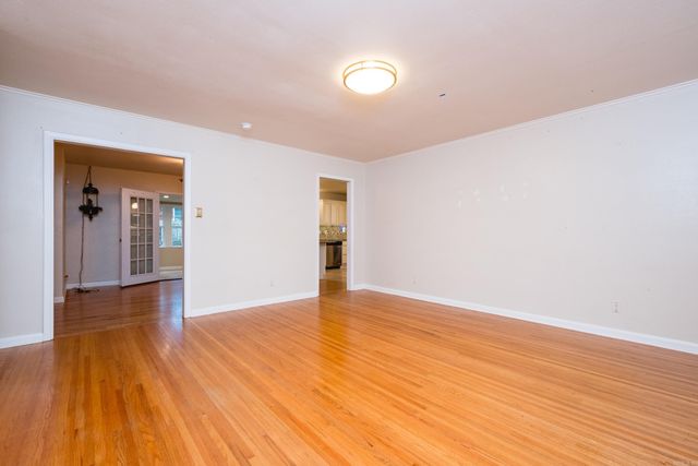 2 Lawrence Drive, Little Rock, AR 72205