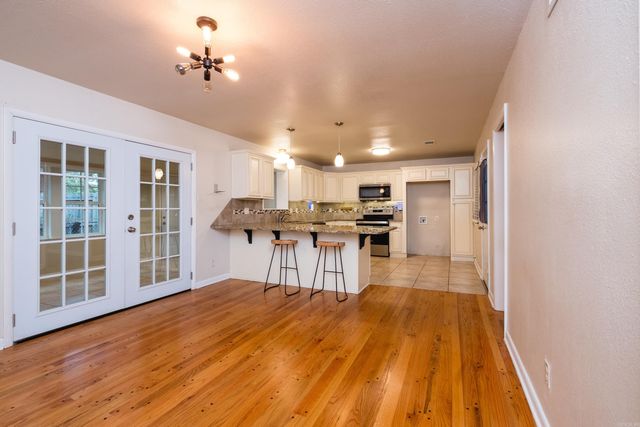 2 Lawrence Drive, Little Rock, AR 72205