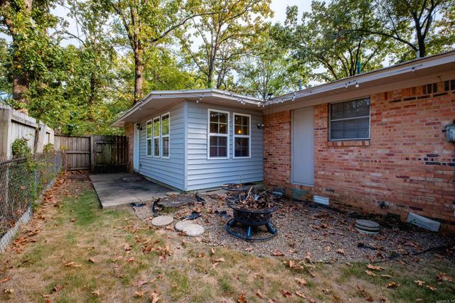 2 Lawrence Drive, Little Rock, AR 72205