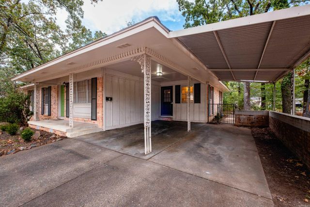 2 Lawrence Drive, Little Rock, AR 72205