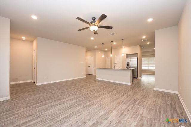 113 Lazy Lizzy Road, Jarrell, TX 76537