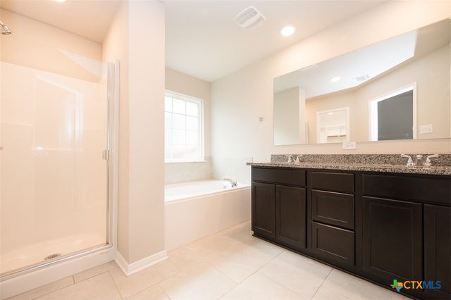 113 Lazy Lizzy Road, Jarrell, TX 76537