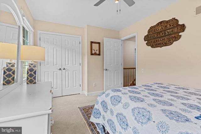 24 CAYNOR CT, Newark, DE 19711