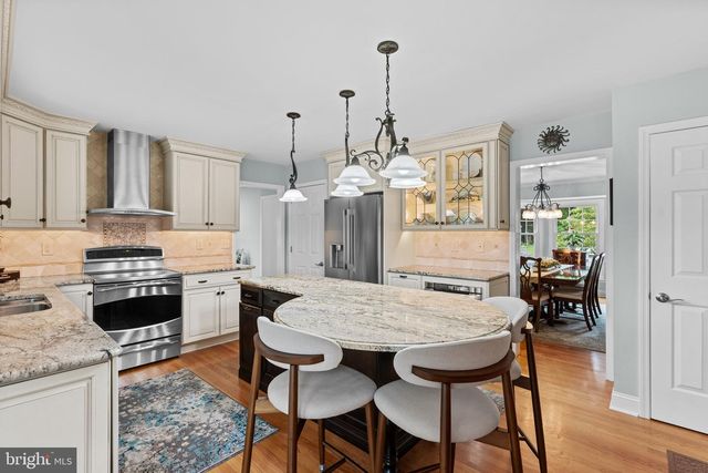 24 CAYNOR CT, Newark, DE 19711