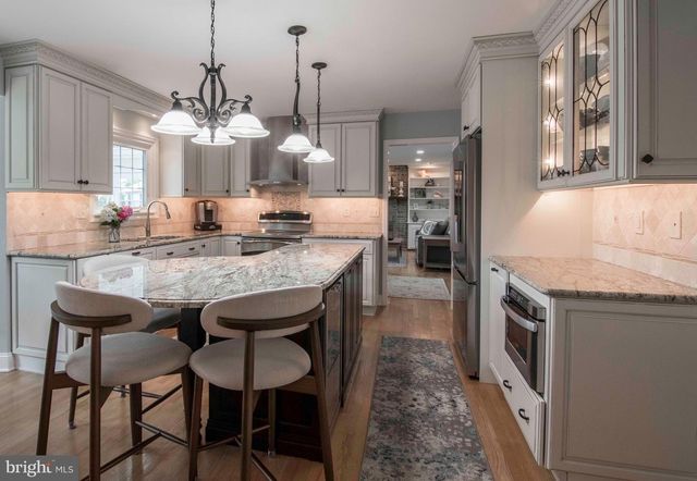 24 CAYNOR CT, Newark, DE 19711