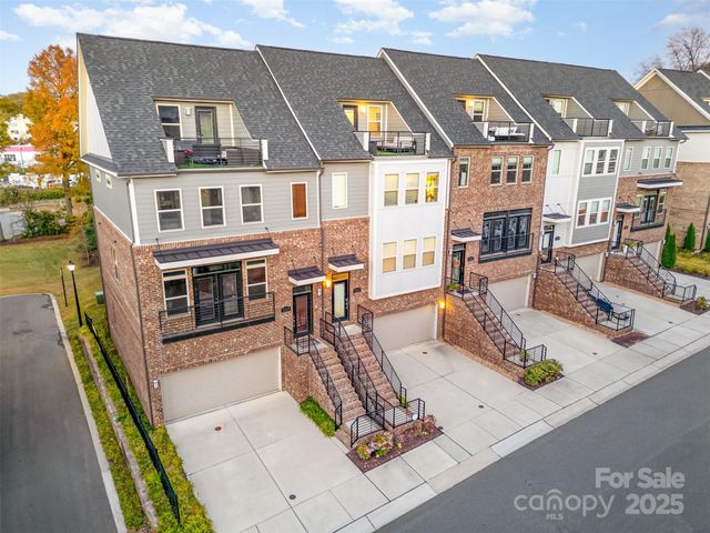 11011 Stetler Street, Charlotte, NC 28204