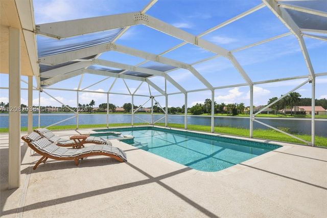 2873 Oak Park Cir, Davie, FL 33328