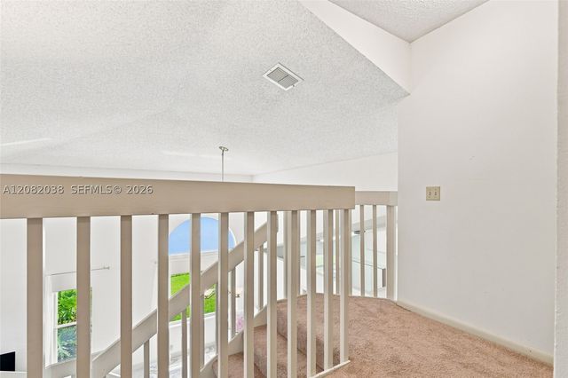 2873 Oak Park Cir, Davie, FL 33328
