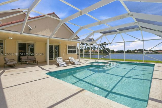 2873 Oak Park Cir, Davie, FL 33328