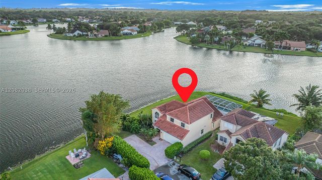 2873 Oak Park Cir, Davie, FL 33328