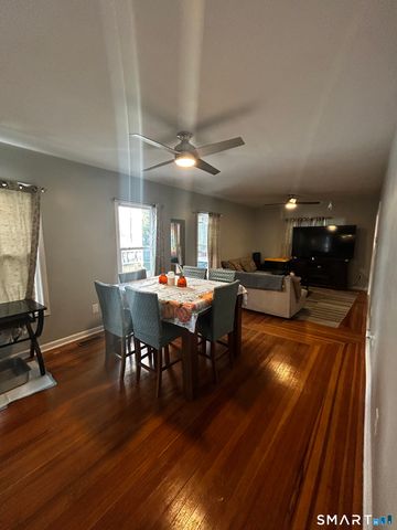 6 Cross Street, Hamden, CT 06514