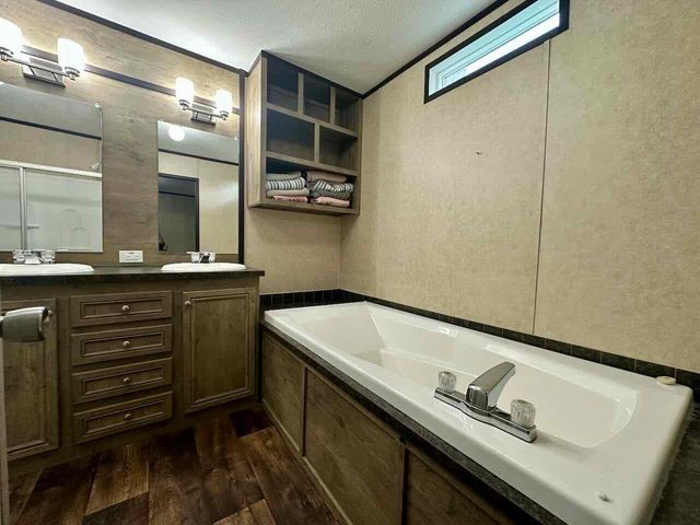 4794 Bryan Lane, Kountze, TX 77625